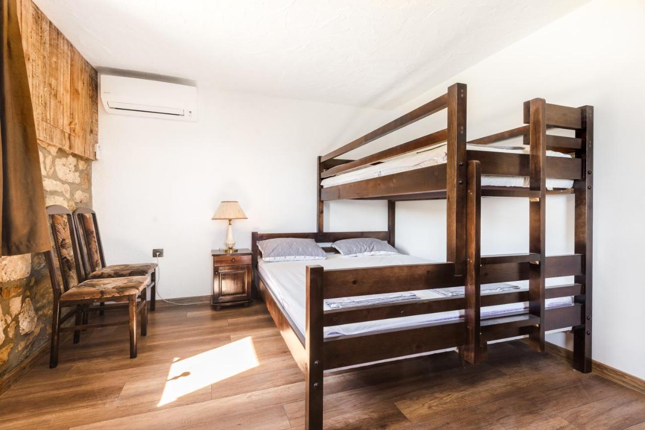 Guest House Hristova Kashta - Христова Къща Cherni Vrŭkh Extérieur photo