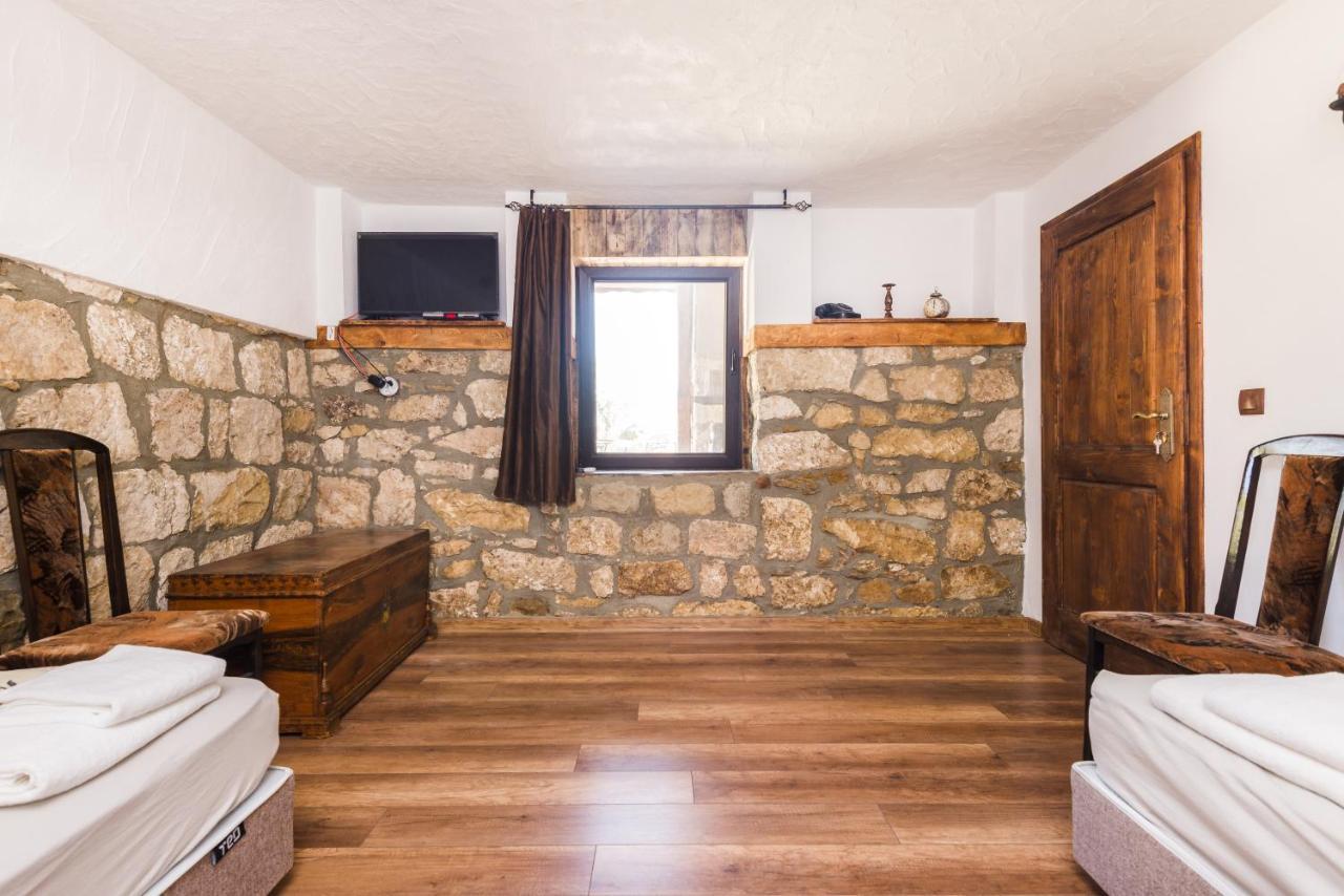 Guest House Hristova Kashta - Христова Къща Cherni Vrŭkh Extérieur photo