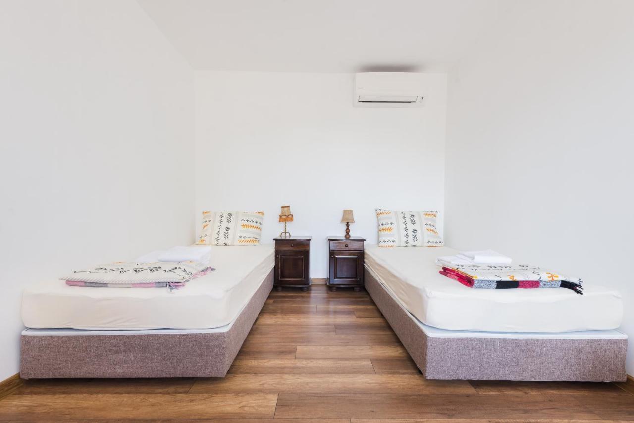 Guest House Hristova Kashta - Христова Къща Cherni Vrŭkh Extérieur photo