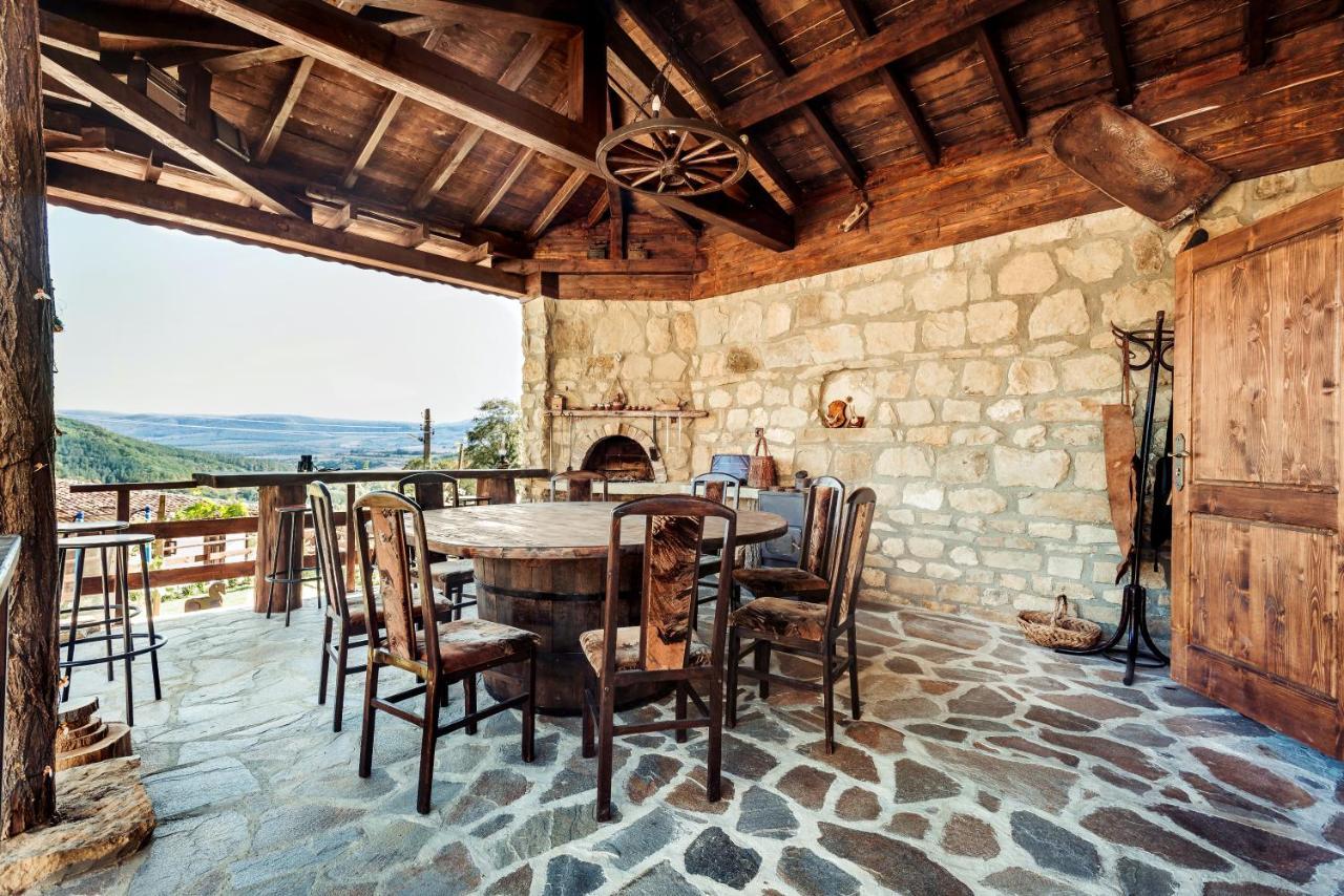 Guest House Hristova Kashta - Христова Къща Cherni Vrŭkh Extérieur photo